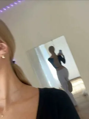 Maya Zrv OnlyFans Leaked Free Thumbnail Picture - #5hEyua6byk
