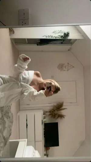 Maya Zrv OnlyFans Leaked Free Thumbnail Picture - #NRsaAZ4e9l