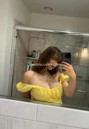 Mayaisfiya OnlyFans Leaked Free Thumbnail Picture - #NYzjNpnxi9
