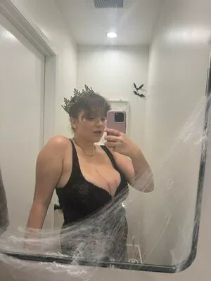 Mayaisfiya OnlyFans Leaked Free Thumbnail Picture - #Y6I4Ftl9ny