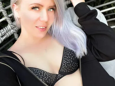 Mayamaibach OnlyFans Leaked Free Thumbnail Picture - #nBdAr2HHg9