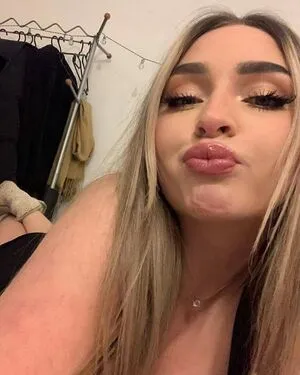 Mayaroseluvv OnlyFans Leaked Free Thumbnail Picture - #5sq7YXTuRR