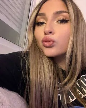 Mayaroseluvv OnlyFans Leaked Free Thumbnail Picture - #t3adPpVKum