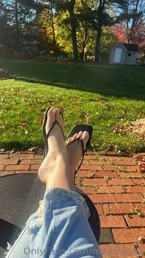 Maybejuull OnlyFans Leaked Free Thumbnail Picture - #jjnh2SELI9