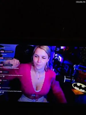 Mayo Dee OnlyFans Leaked Free Thumbnail Picture - #HJ2kYfqco6