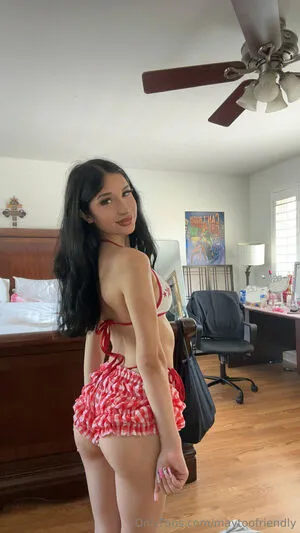 Maytoofriendly OnlyFans Leaked Free Thumbnail Picture - #H3VmcF04bo