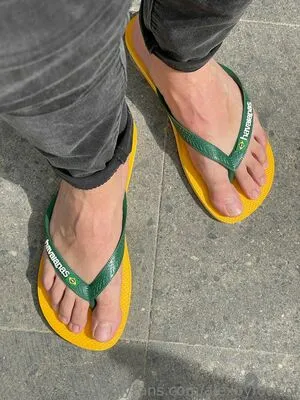 Mazlobyfoot Of OnlyFans Leaked Free Thumbnail Picture - #KXsDjqAaGk