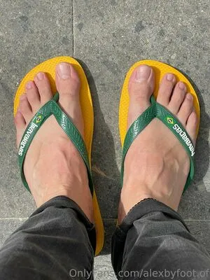 Mazlobyfoot Of OnlyFans Leaked Free Thumbnail Picture - #oBMMJ7FyQI