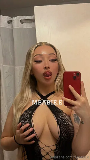 Mbabie E OnlyFans Leaked Free Thumbnail Picture - #dhibRn2rZZ