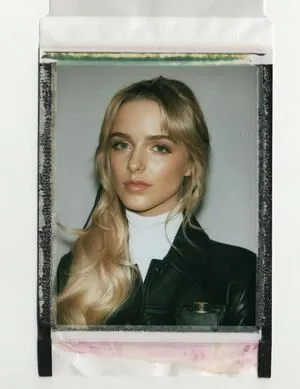Mckenna Grace OnlyFans Leaked Free Thumbnail Picture - #09lskoo6IA