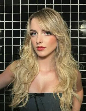 Mckenna Grace OnlyFans Leaked Free Thumbnail Picture - #5II2CoCS3X