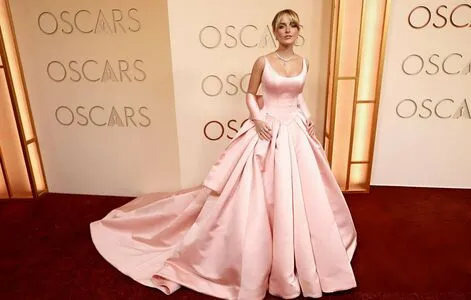 Mckenna Grace OnlyFans Leaked Free Thumbnail Picture - #B0cwc3xtX0