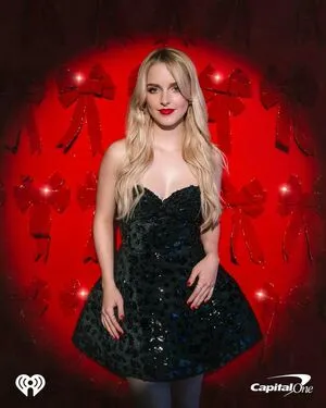 Mckenna Grace OnlyFans Leaked Free Thumbnail Picture - #6LPVMhgcx5