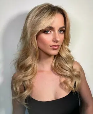 Mckenna Grace OnlyFans Leaked Free Thumbnail Picture - #oiC0nD0h25