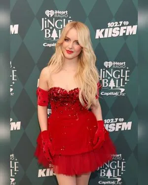 Mckenna Grace OnlyFans Leaked Free Thumbnail Picture - #xkvxrZ2zgl