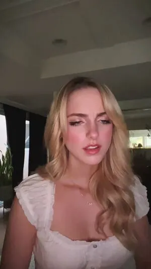 Mckenna Grace OnlyFans Leaked Free Thumbnail Picture - #y8KdXOEEIh