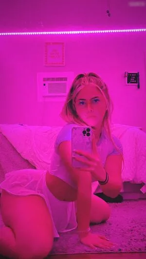 Mckennuuh OnlyFans Leaked Free Thumbnail Picture - #dtlcB2G4GV