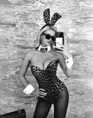 Mckenzie Hewson OnlyFans Leaked Free Thumbnail Picture - #Nety2i6cae