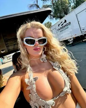 Mckenzie Hewson OnlyFans Leaked Free Thumbnail Picture - #pZqItfnlQy