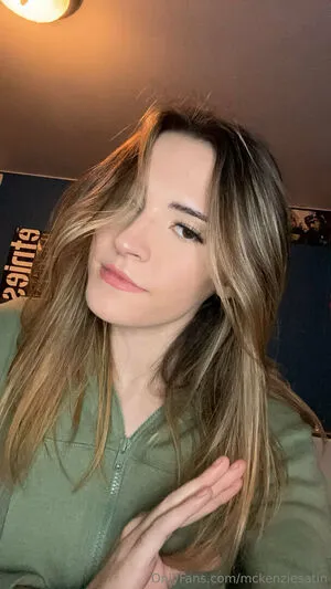 Mckenziesatin OnlyFans Leaked Free Thumbnail Picture - #MYj8iN3Don