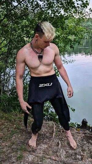 Me But Naked OnlyFans Leaked Free Thumbnail Picture - #VPNM5GZgie