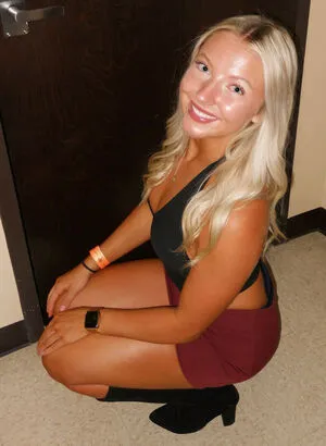 Meadow Eads OnlyFans Leaked Free Thumbnail Picture - #UnRWa9Gspb