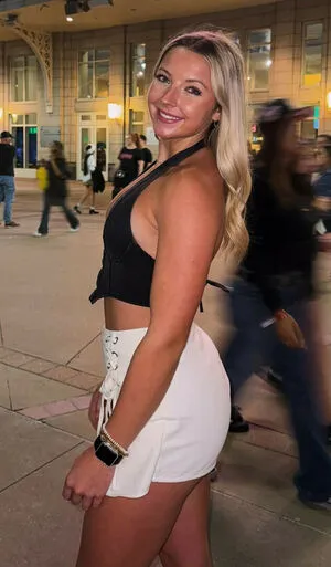 Meadow Eads OnlyFans Leaked Free Thumbnail Picture - #XerRkdf4sB
