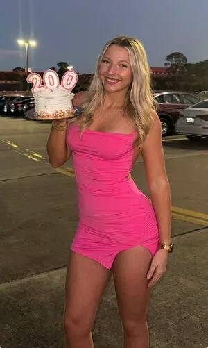 Meadow Eads OnlyFans Leaked Free Thumbnail Picture - #qcUdgvcbNd