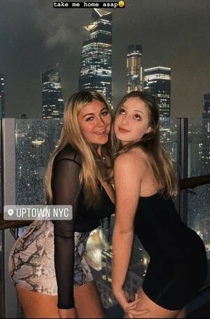 Meakelena OnlyFans Leaked Free Thumbnail Picture - #8CUvOBLahv