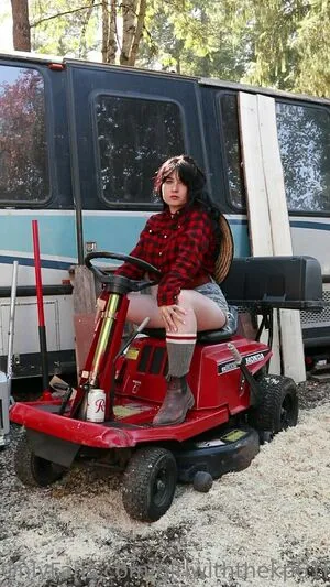 Mechanicmommyfree OnlyFans Leaked Free Thumbnail Picture - #qU5Ikpq2yN