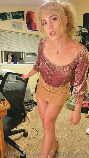 Meddleblooms OnlyFans Leaked Free Thumbnail Picture - #RA2kzAwBk4