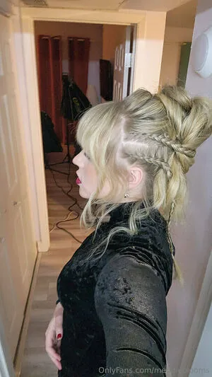 Meddleblooms OnlyFans Leaked Free Thumbnail Picture - #SDigllC9IA