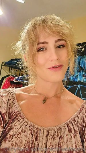Meddleblooms OnlyFans Leaked Free Thumbnail Picture - #SLUHI2wWY8
