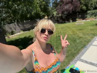 Meddleblooms OnlyFans Leaked Free Thumbnail Picture - #XNhIIv3Div