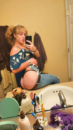 Meddleblooms OnlyFans Leaked Free Thumbnail Picture - #aHYpaUCrwu