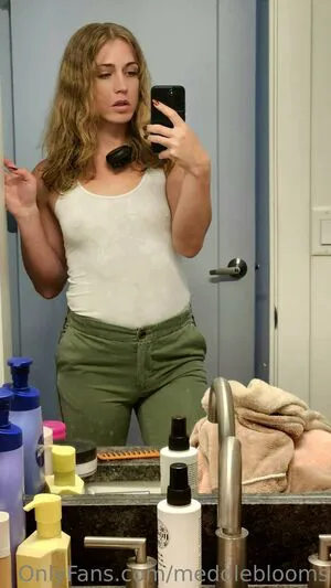 Meddleblooms OnlyFans Leaked Free Thumbnail Picture - #lnP1q5A1X2