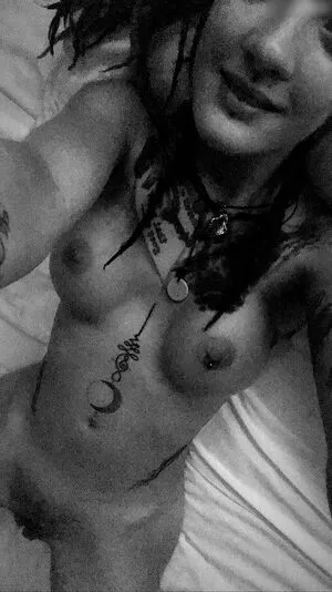 Mediha San Aka Intensivstati0nprinzessin OnlyFans Leaked Free Thumbnail Picture - #5Pv9KwGpDj