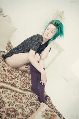 Mediha San Aka Intensivstati0nprinzessin OnlyFans Leaked Free Thumbnail Picture - #IDtijwq5JE