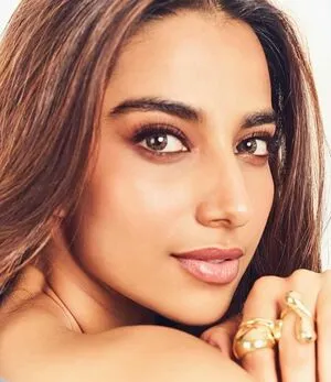 Meenakshi Chaudhary OnlyFans Leaked Free Thumbnail Picture - #6V5sPs1VoM