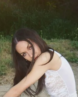 Meg Delacy OnlyFans Leaked Free Thumbnail Picture - #2BGAAiLx20