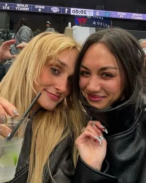 Meg Delacy OnlyFans Leaked Free Thumbnail Picture - #Nqq9eo4Bff