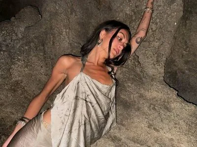 Meg Delacy OnlyFans Leaked Free Thumbnail Picture - #xAYd8efS8p