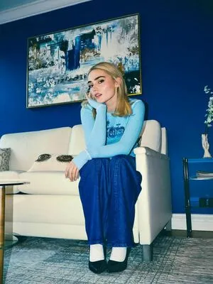 Meg Donnelly OnlyFans Leaked Free Thumbnail Picture - #FxYXKVxTRD