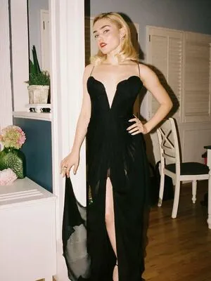Meg Donnelly OnlyFans Leaked Free Thumbnail Picture - #PdaBYXbVUN