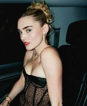 Meg Donnelly OnlyFans Leaked Free Thumbnail Picture - #xhjGsizHw4