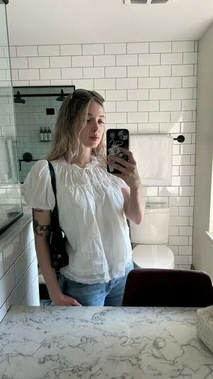 Meg Mills OnlyFans Leaked Free Thumbnail Picture - #GbrpyMPY3n