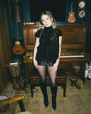 Meg Mills OnlyFans Leaked Free Thumbnail Picture - #SVThpa5A2G