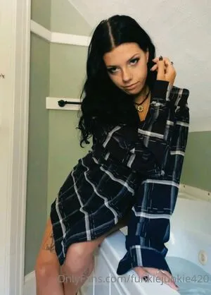Meg Reillly OnlyFans Leaked Free Thumbnail Picture - #7FjhzGY6gp