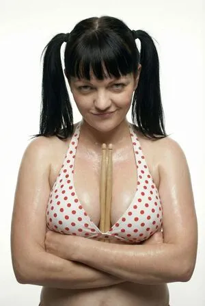 Meg White OnlyFans Leaked Free Thumbnail Picture - #UhotzZKHXs