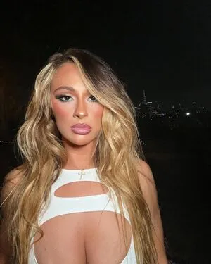 Megan Bayne OnlyFans Leaked Free Thumbnail Picture - #hhgBlQH1Zy